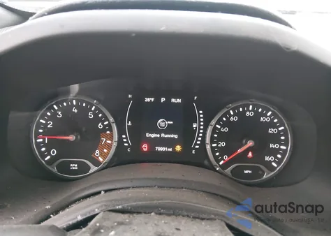 2020 Jeep Renegade Jeepster 4X4 z USA, uszkodzony, nr VIN ZACNJBAB9LPM06143